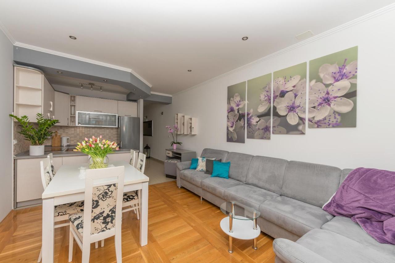Long Apartment Makarska Eksteriør bilde