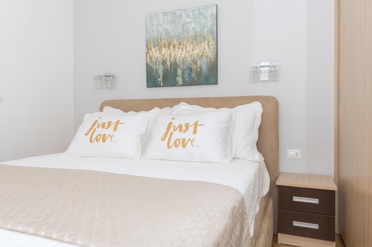 Long Apartment Makarska Eksteriør bilde