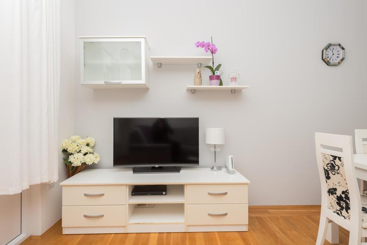 Long Apartment Makarska Eksteriør bilde